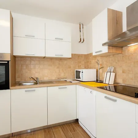 Cozy And Trendy Krk Апартаменты