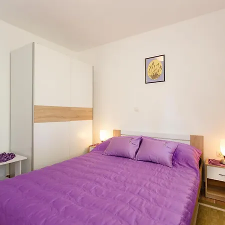 Cozy And Trendy Krk Апартаменты Крк